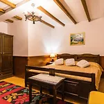Castle Park Hotel Berat