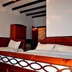 Hotel Castle Park Berat