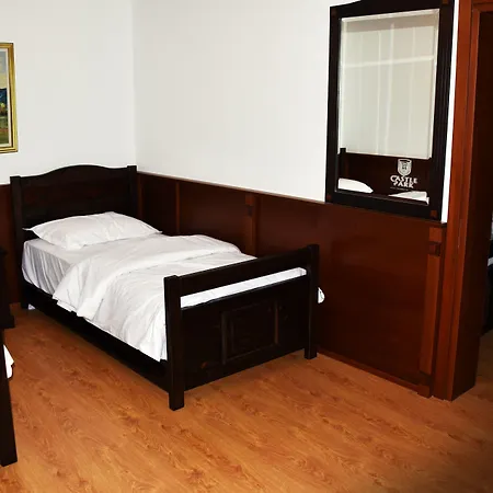Castle Park 호텔 3*