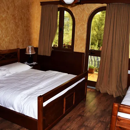 Castle Park Berat