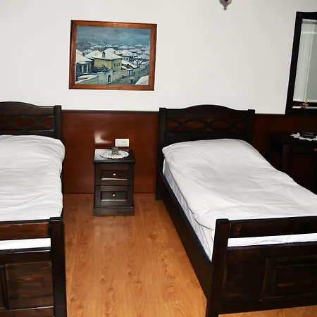 Отель Castle Park 3*