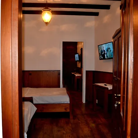 Castle Park Hotel Berat