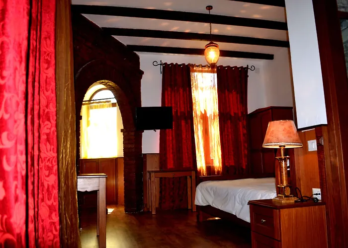 Castle Park Hotel 3*
