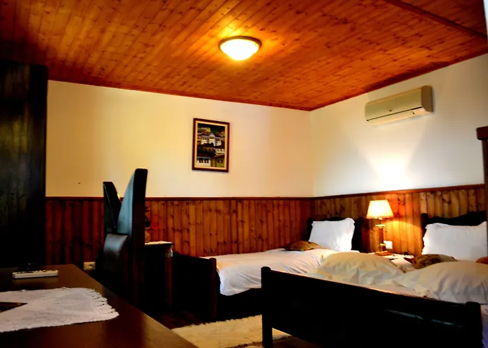 Castle Park Hotel Berat