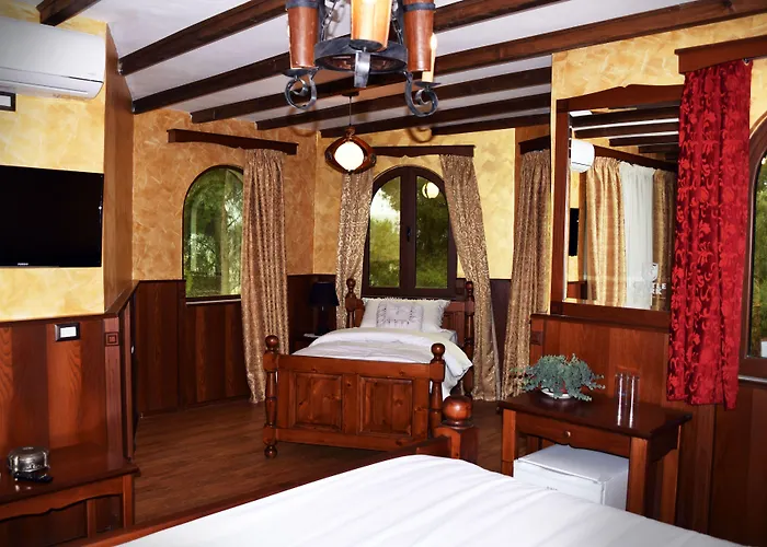 Castle Park 3*