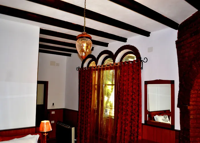 Castle Park Hotel 3*