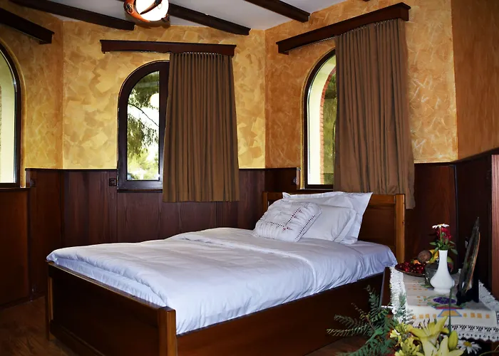 Castle Park Hotel 3*