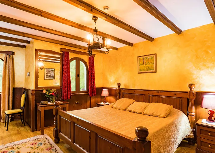 Castle Park Hotel 3*