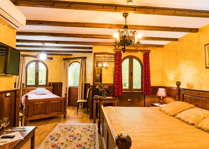 Castle Park Hotel 3*